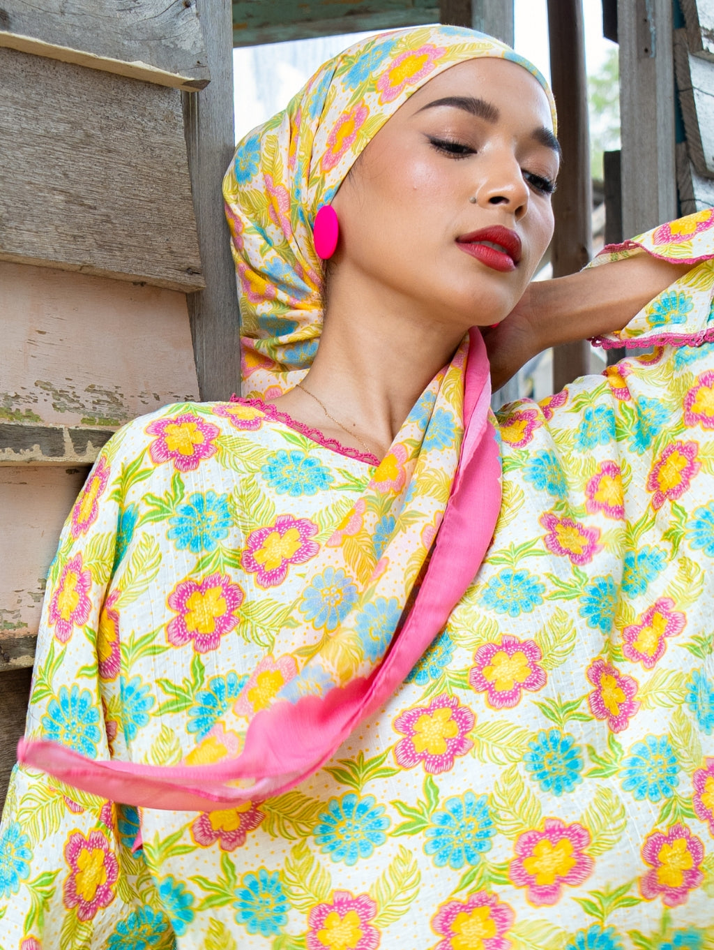 Square Scarf - Kesuma