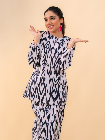 (DEFECT ITEM) Kiona Kurung