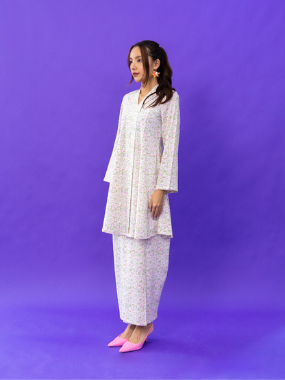 Merdu Kebarung in Cream