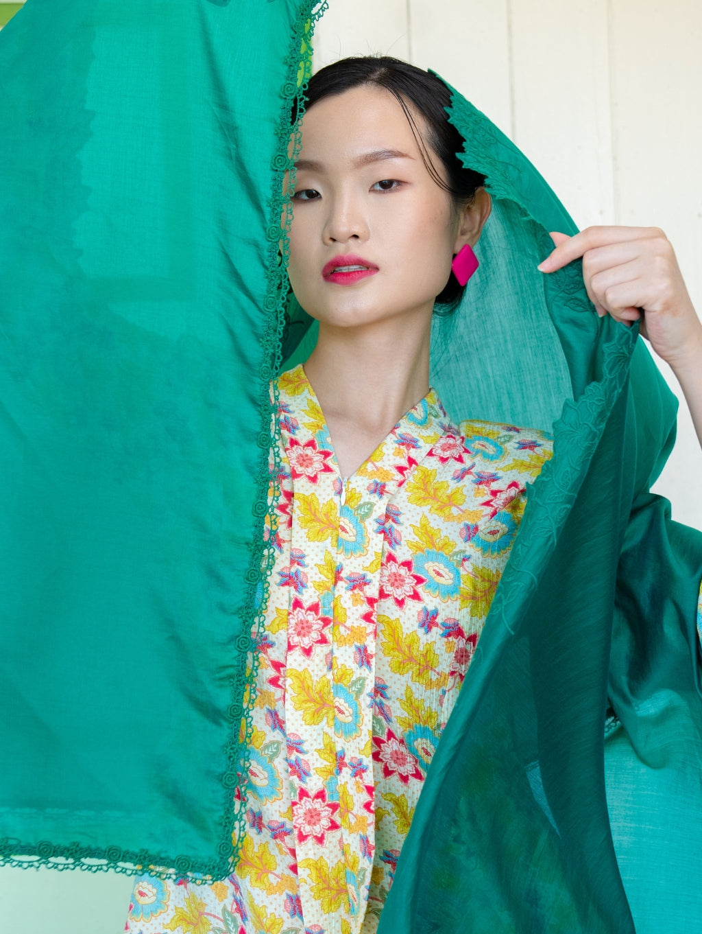 Iris Embroidery Shawl - Emerald Green