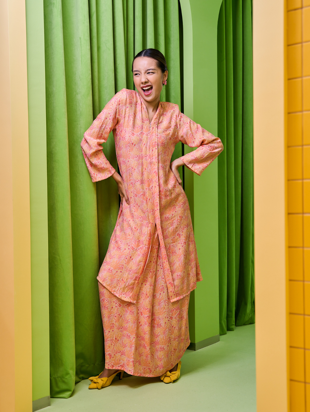Rosa Maxi Kebaya in Indah Pink