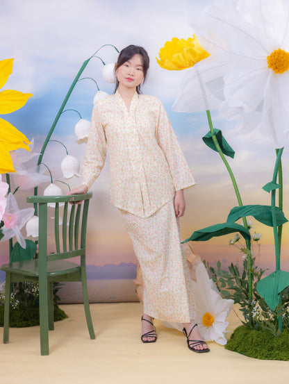 Zinnia Kebaya
