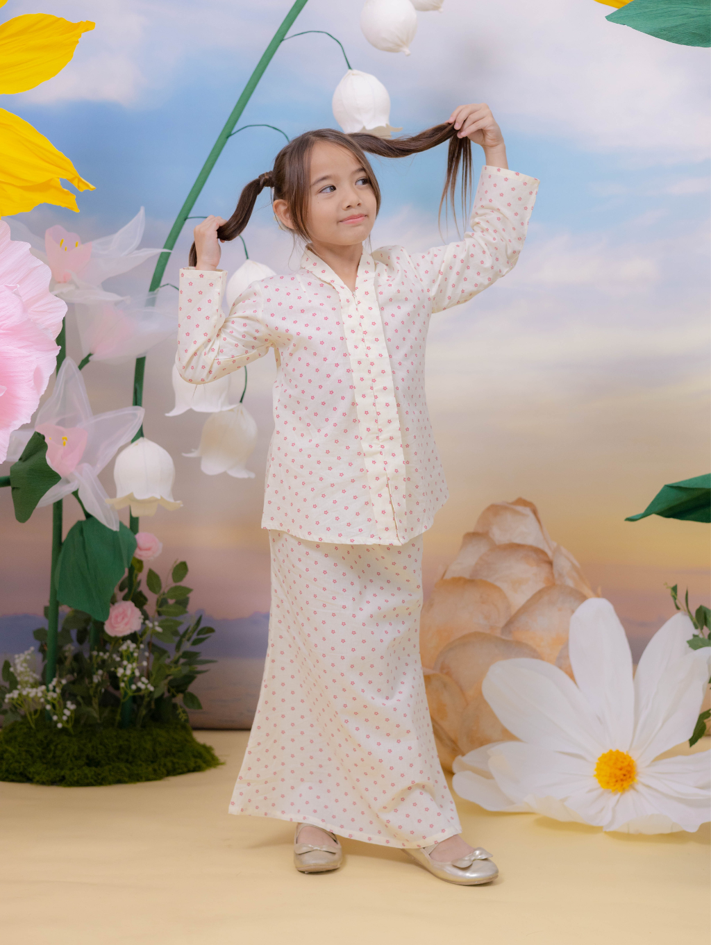 KIDS Blossom Kebaya in Cream