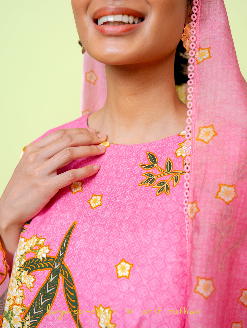 Fairy Shawl – Kesidang Merah Jambu