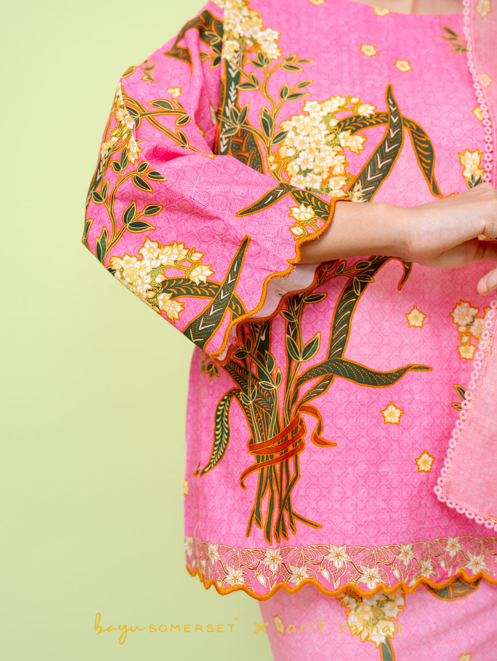 Gina Oversized Kurung - Kesidang Merah Jambu (with shawl)