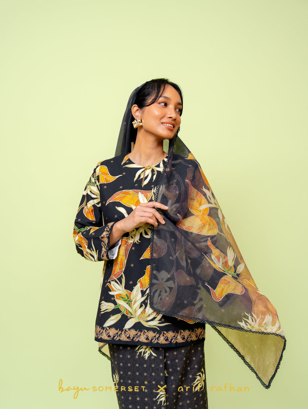 Cempaka Kurung - Hitam (with shawl)