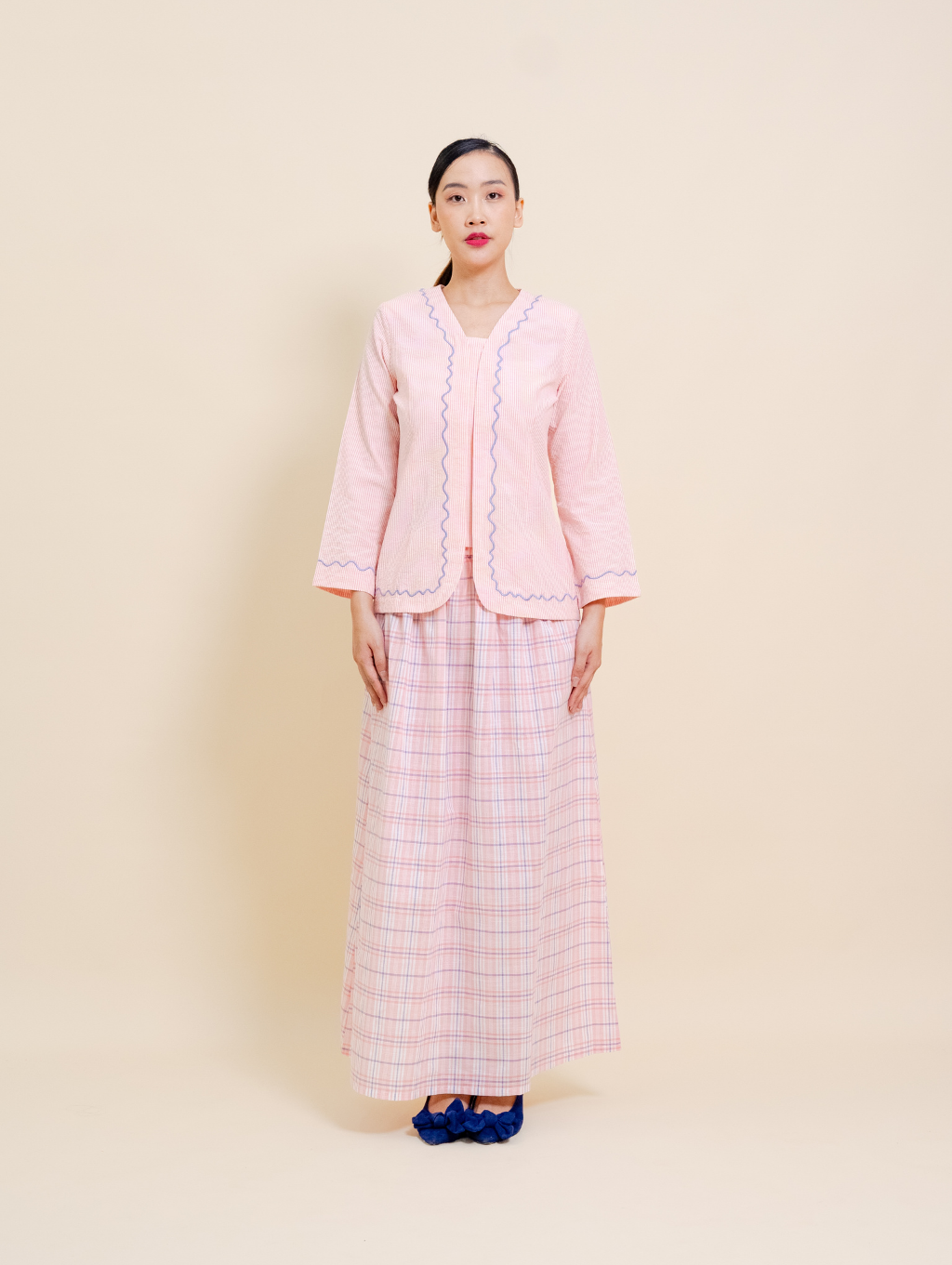 (DEFECT ITEM) Calluna Kebaya in Pink