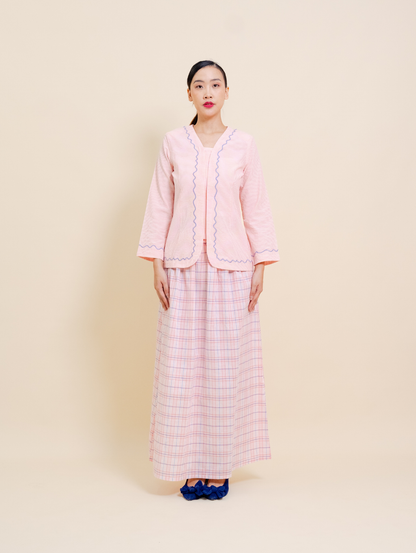 (DEFECT ITEM) Calluna Kebaya in Pink