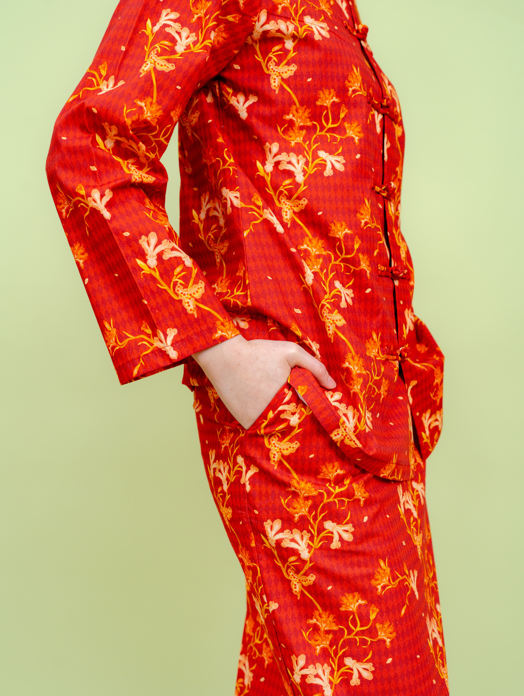 Mandarin Kurung - Red Blossom