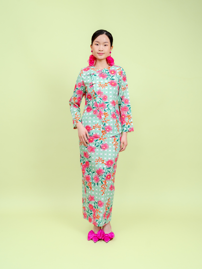 Dynasty Kebaya - Green