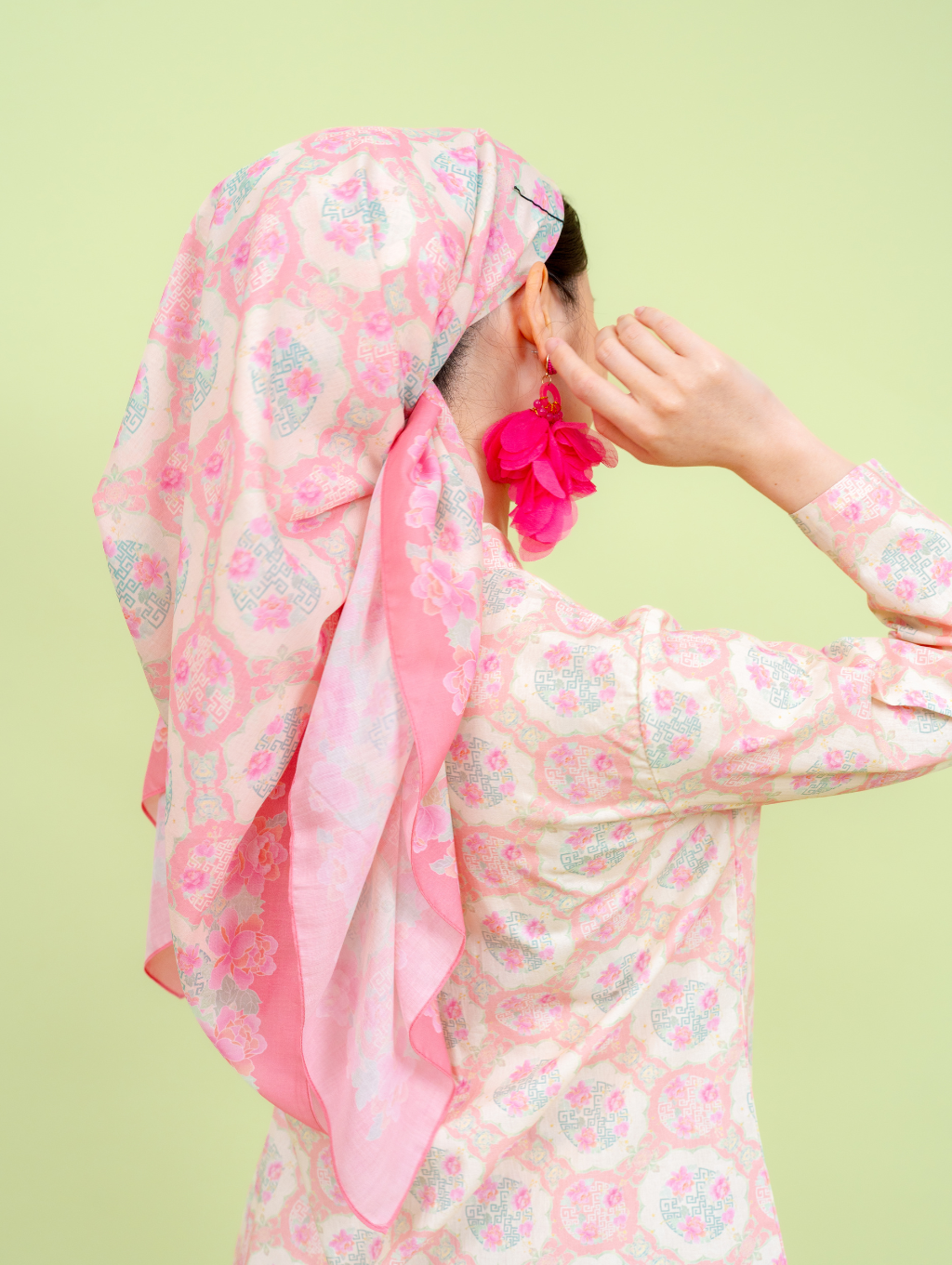 Square Scarf - Gui Peach