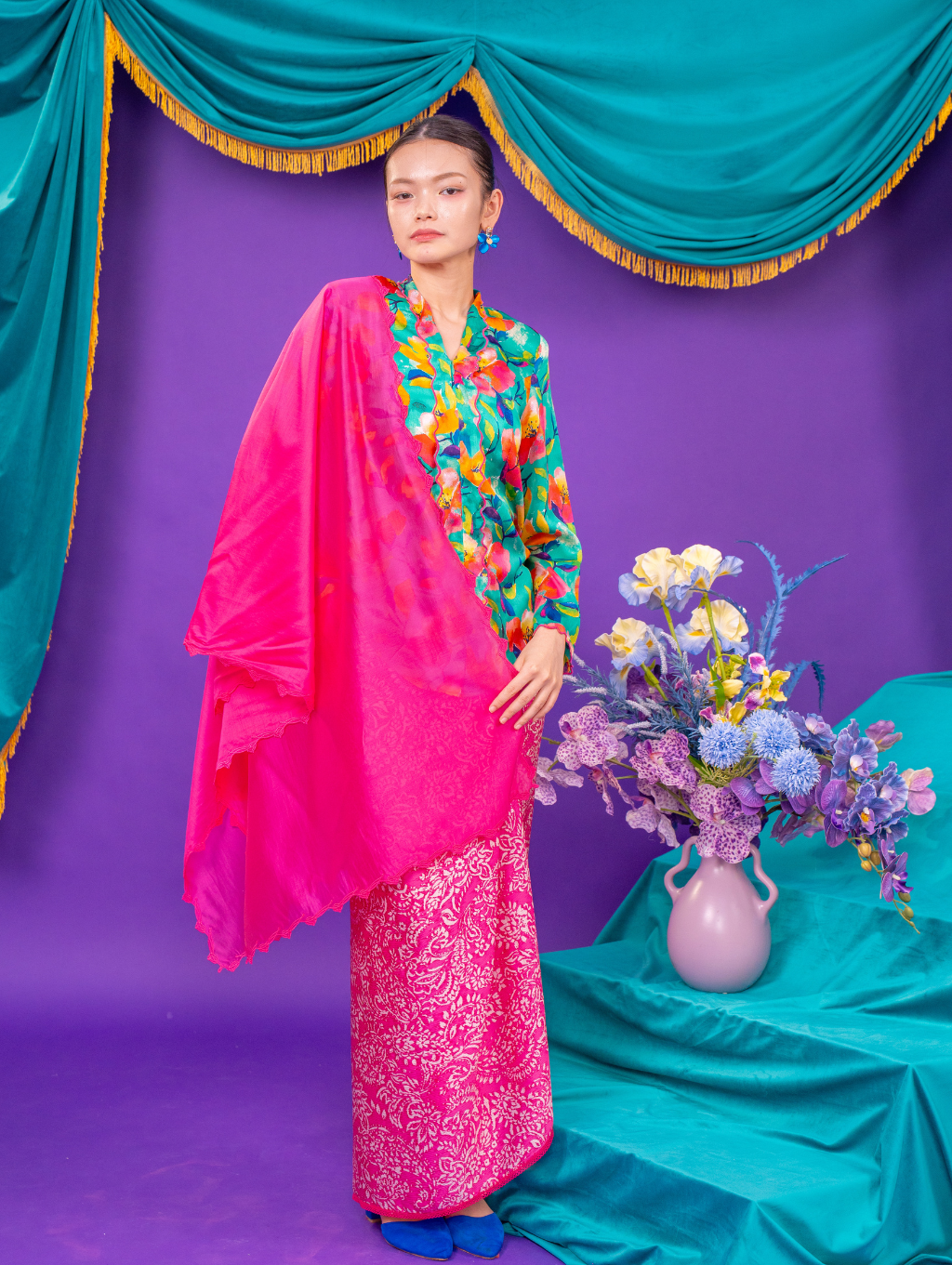Elora Kebaya Top - Lily