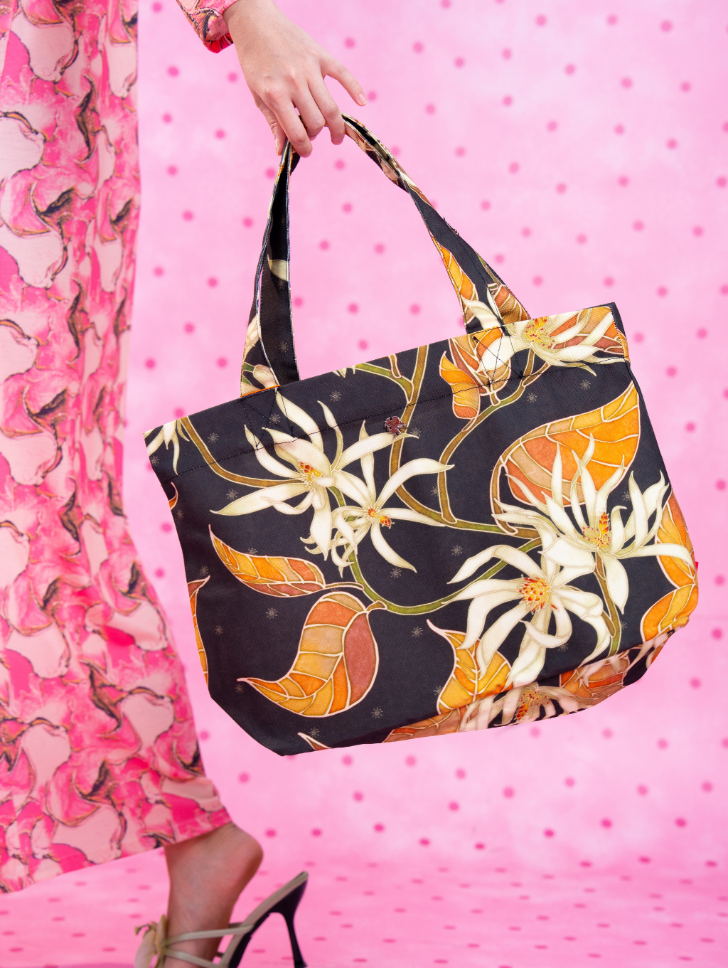 Canvas Tote Bag - Cempaka Hitam