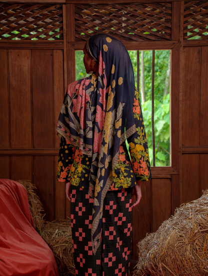 Lana Modal Shawl - Titania Black