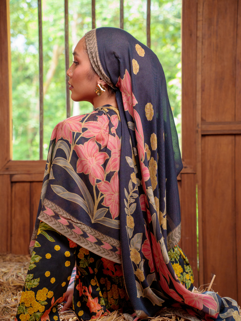 Lana Modal Shawl - Titania Black