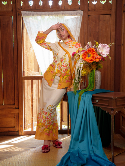 Agnes Kotabaru Kebaya - Dupatta Brown