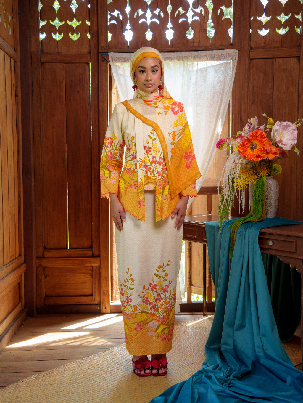 Agnes Kotabaru Kebaya - Dupatta Brown