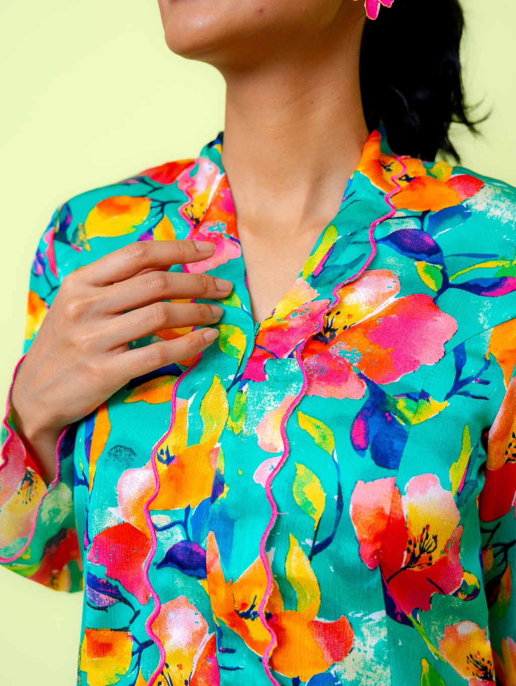 Elora Kebaya Top - Lily
