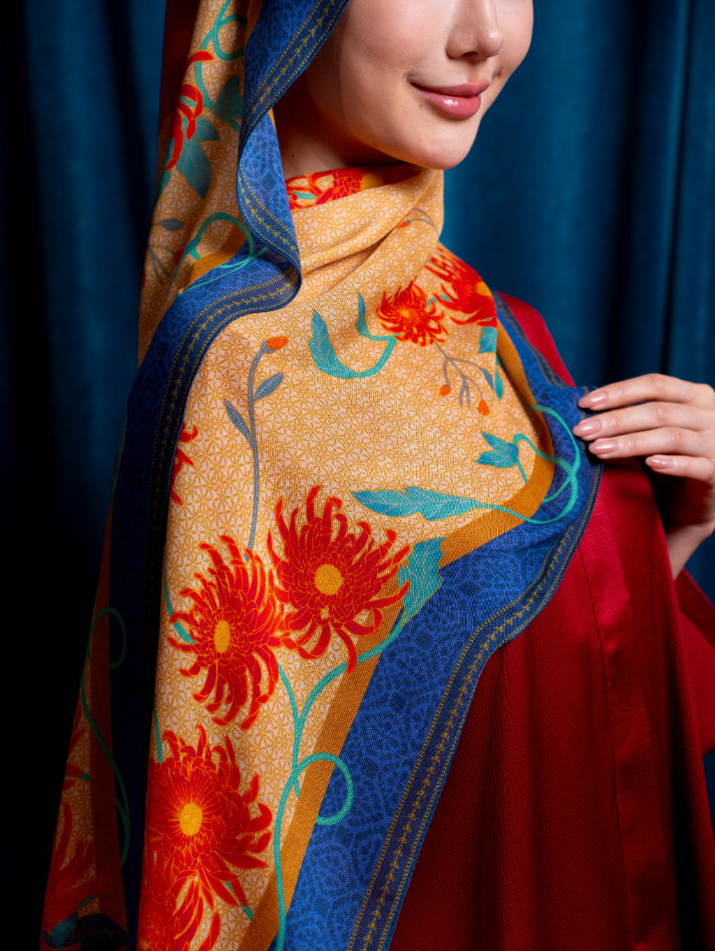 Lana Modal Shawl - Ying Blue
