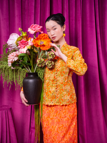 Melour Embroidery Kebaya - Paloma Orange