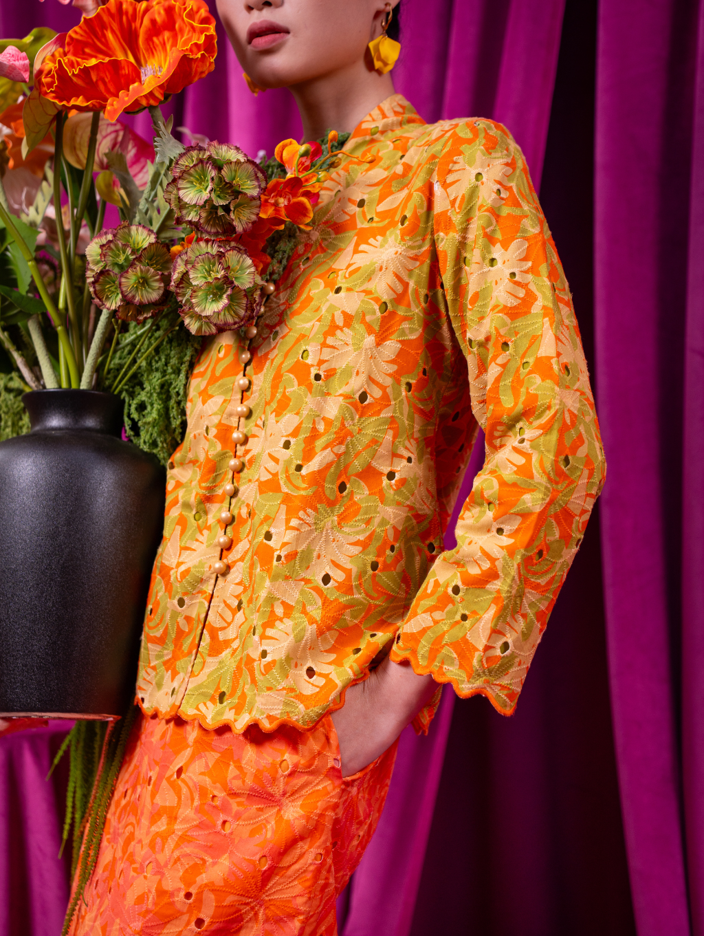 Melour Embroidery Kebaya - Paloma Orange