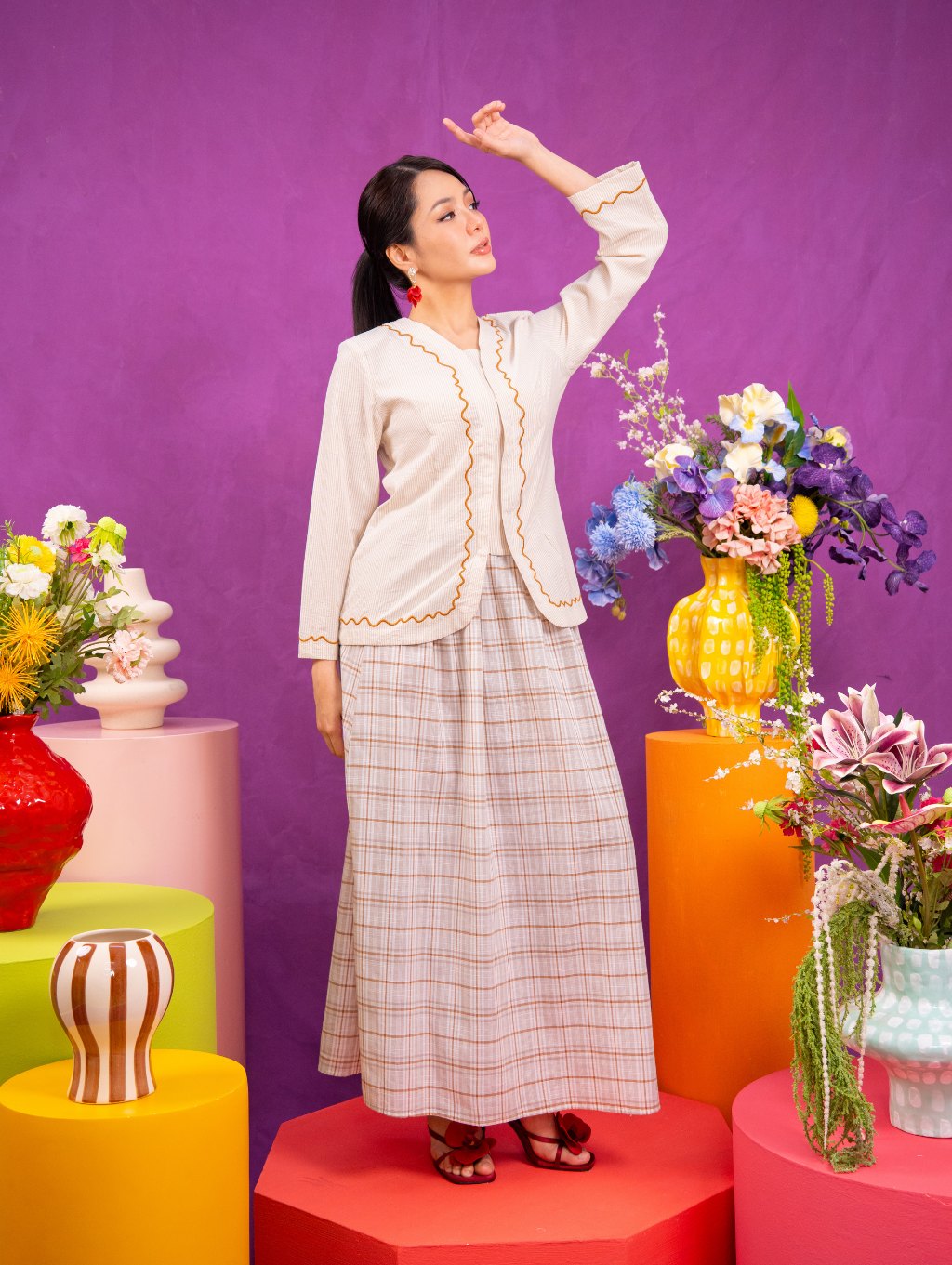 Calluna Kebaya in Brown