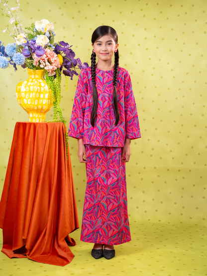 KIDS Mora Kurung Pink