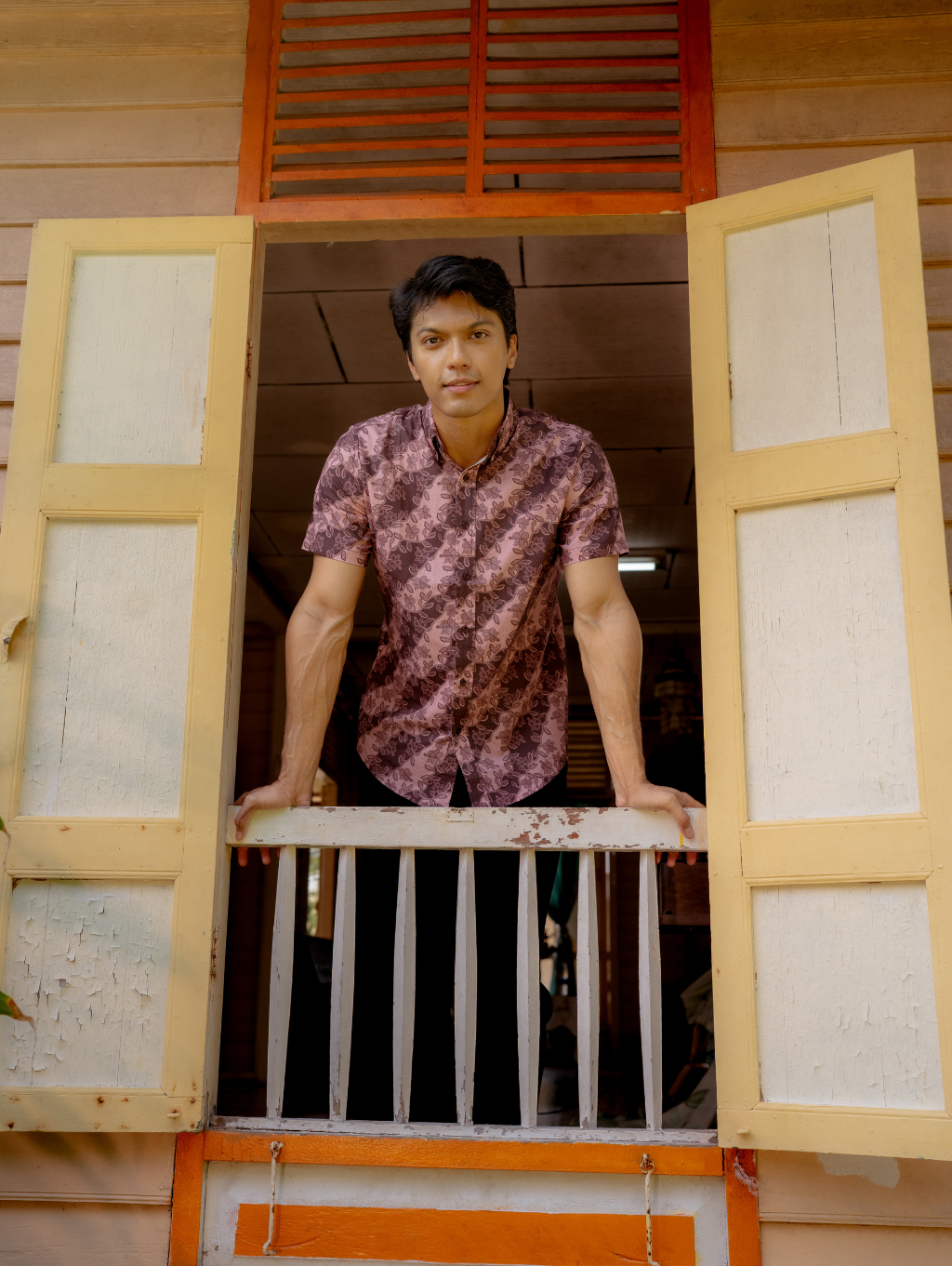 Basil Shirt - Arjuna Black