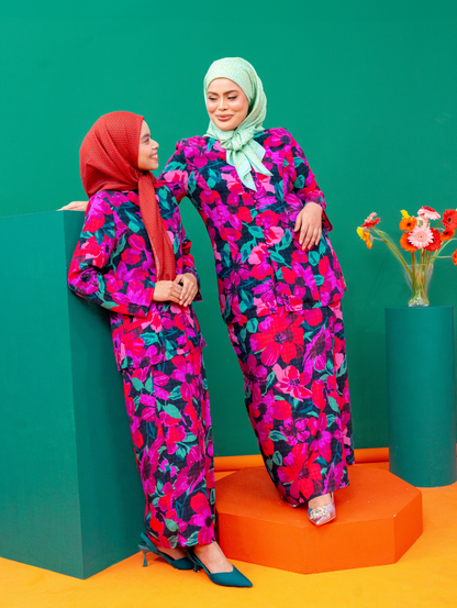 Melour Kebaya - Petra