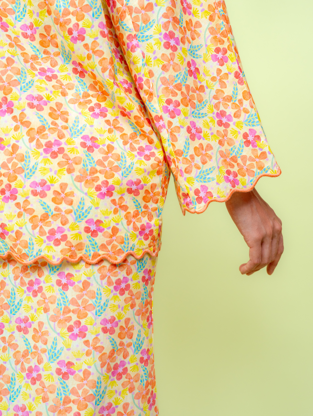 Gina Oversized Kurung - Bloomsy