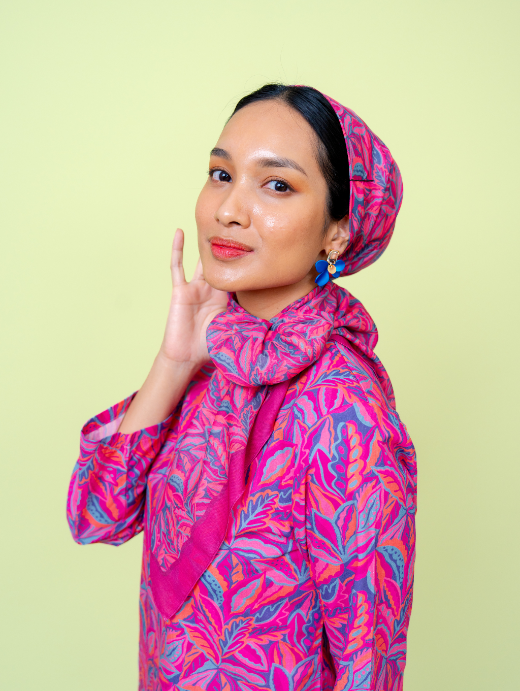 Square Scarf - Mora Pink