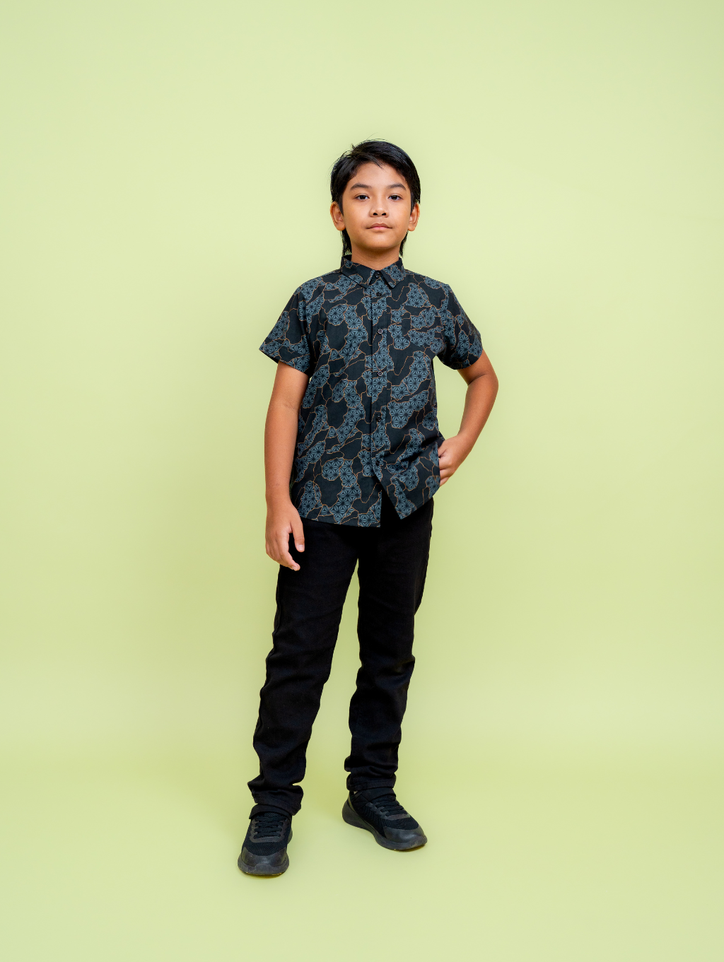 KIDS Basil Shirt - Blaze Black