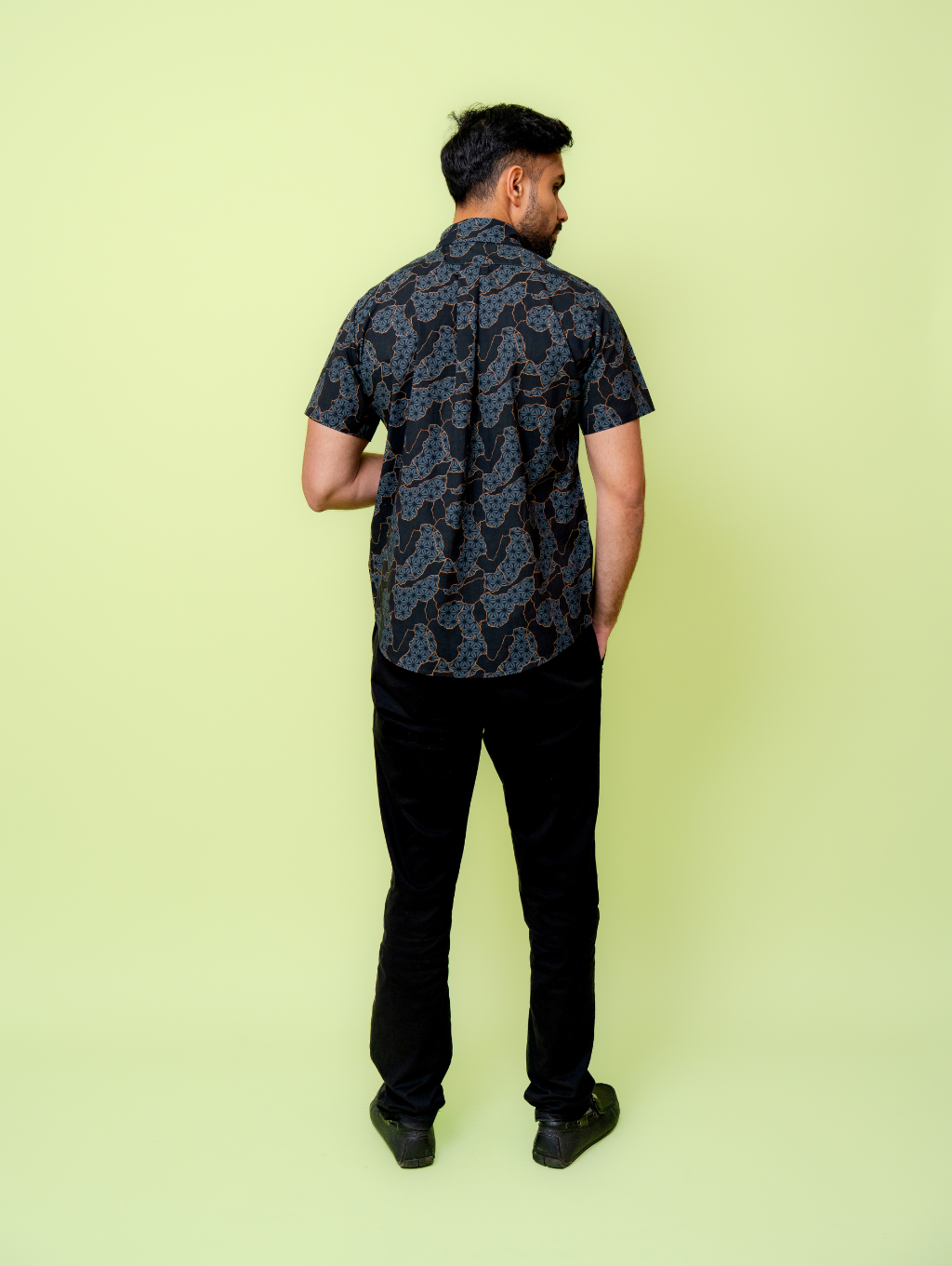 Basil Shirt - Blaze Black