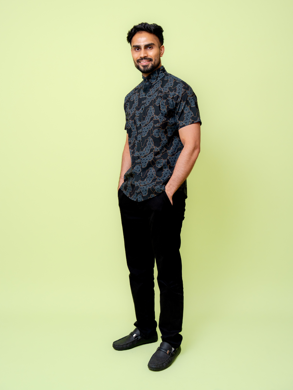 Basil Shirt - Blaze Black