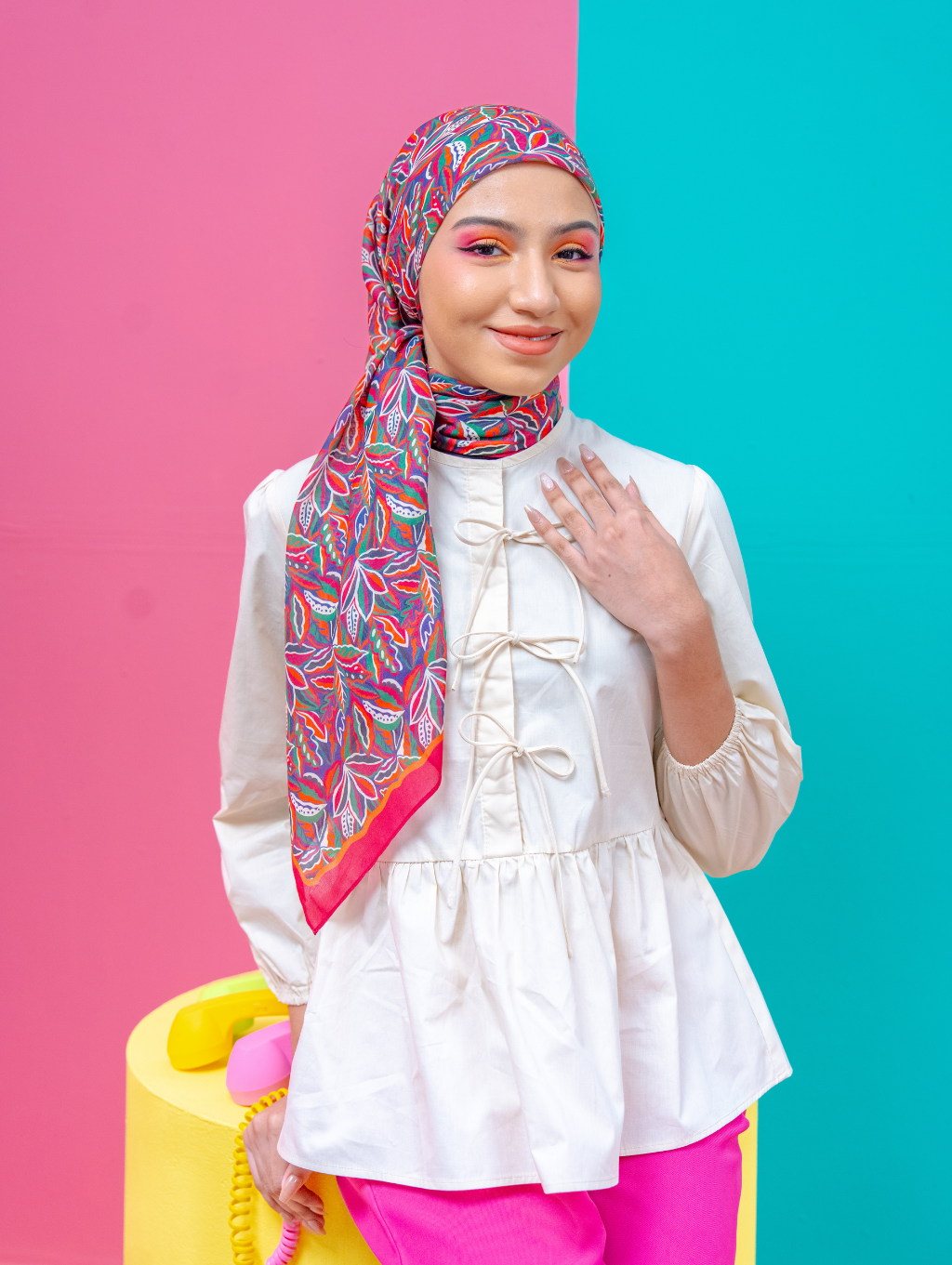 Square Scarf - Mora