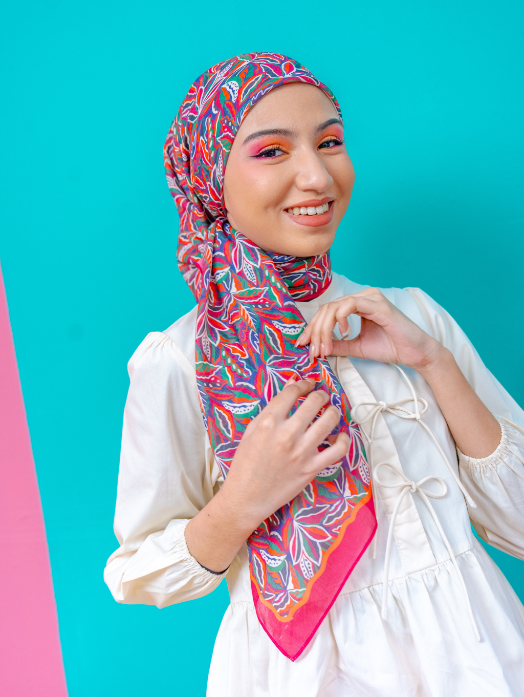 Square Scarf - Mora