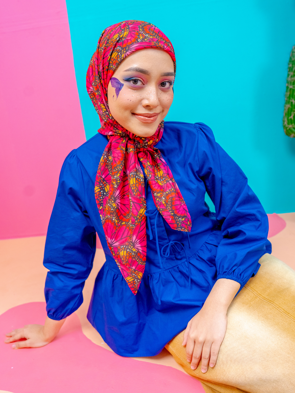 Square Scarf - Mariposa Fuchsia