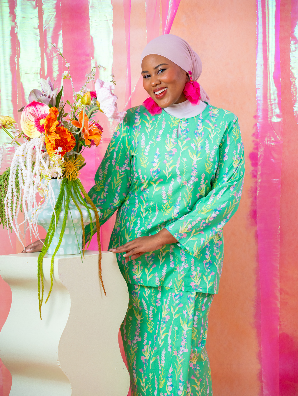 Nixie Kurung