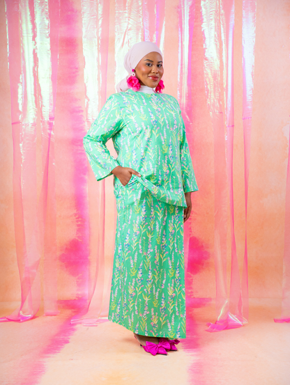 Nixie Kurung