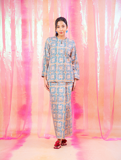 Gisele Kurung