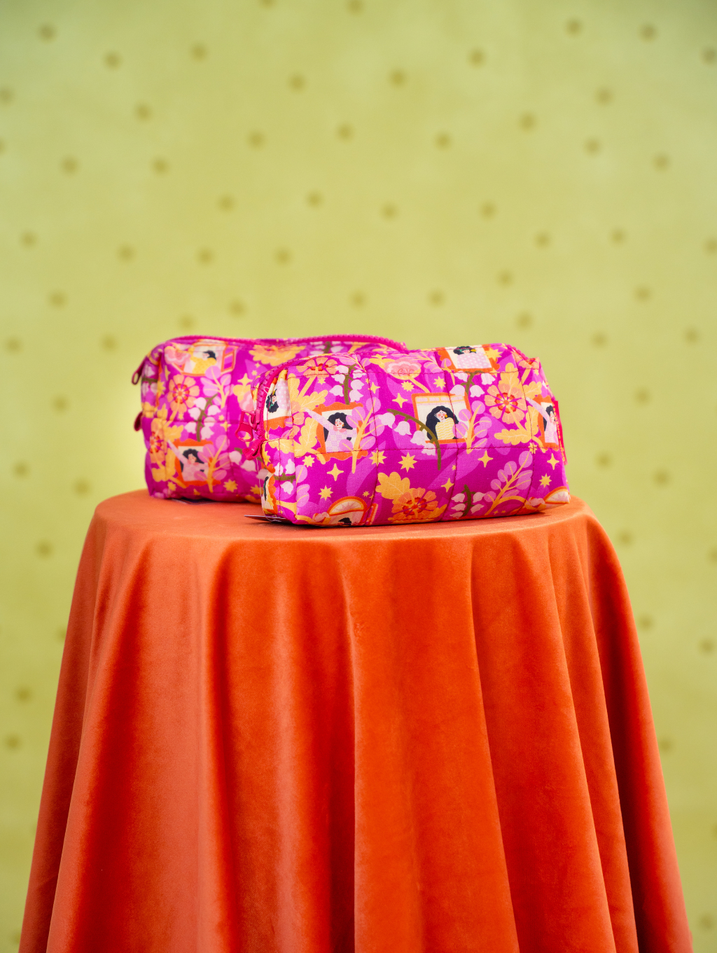 Free Molly Vanity Bag ⭐