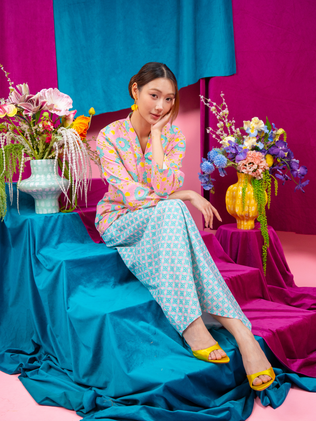 Ratna Kebaya