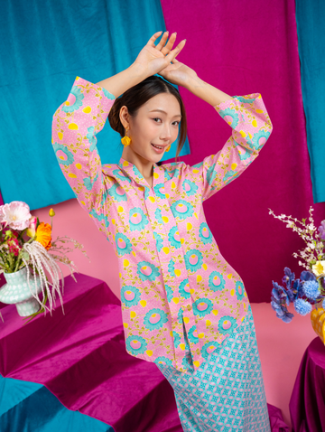 Ratna Kebaya
