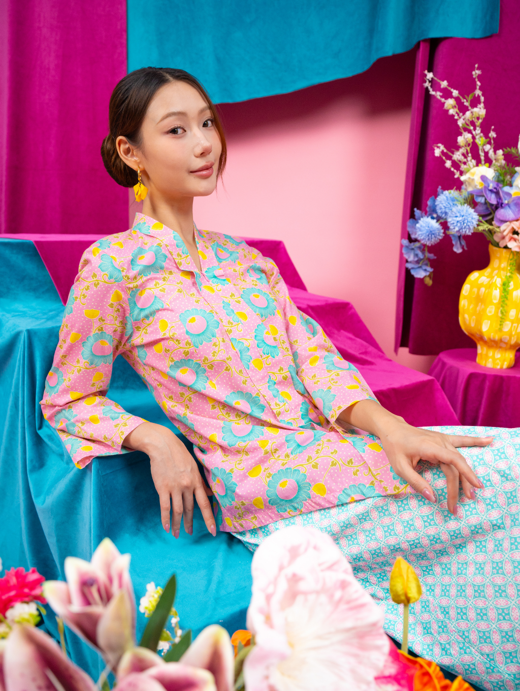 Ratna Kebaya