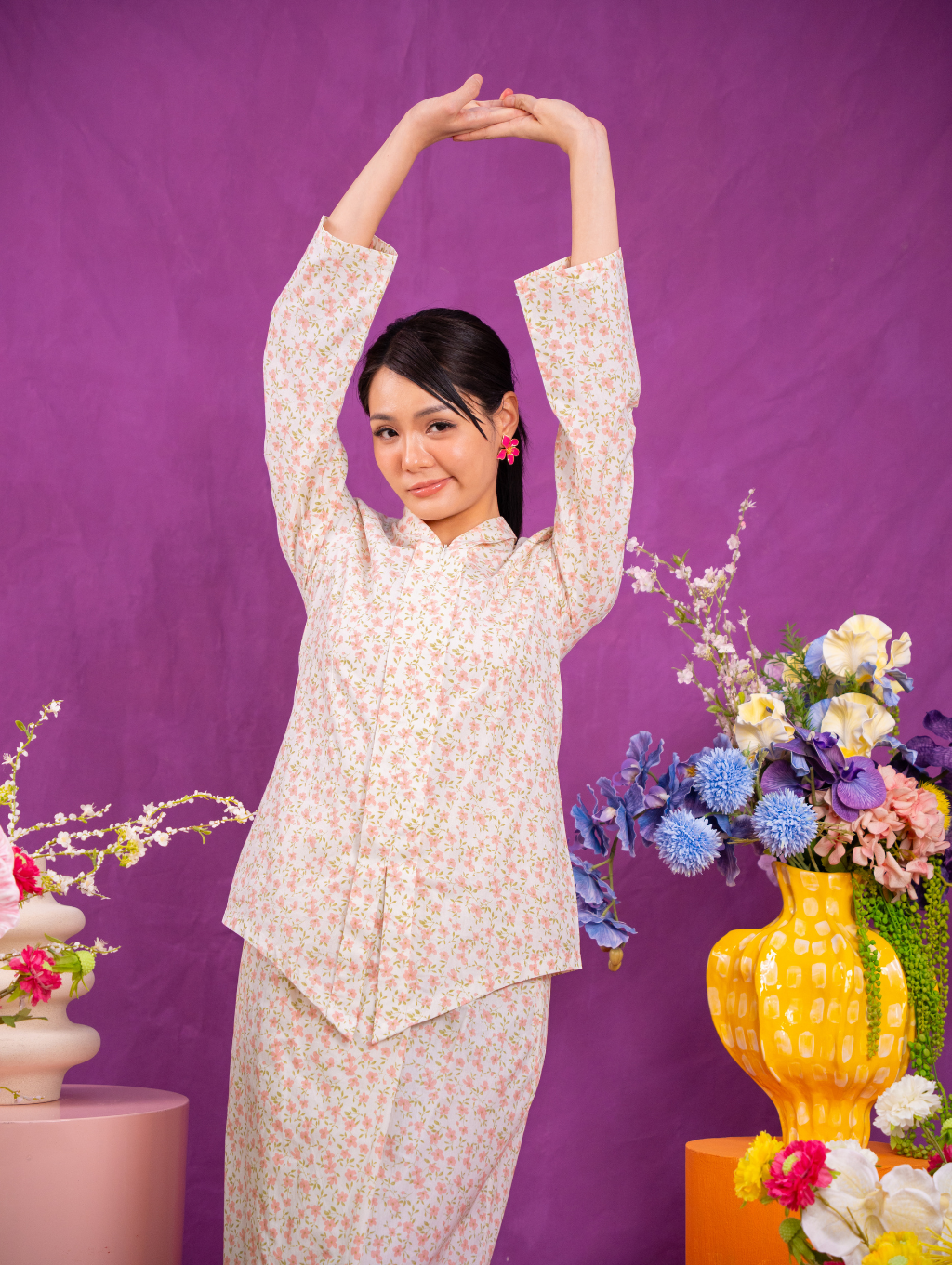 Zinnia Kebaya