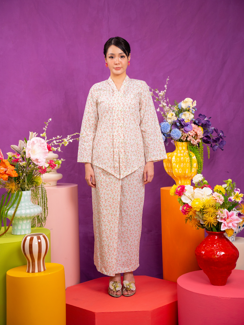 Zinnia Kebaya