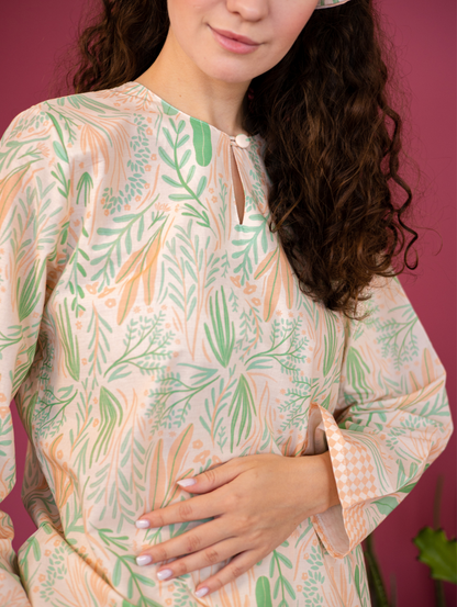 Daun Kurung in Merah Muda