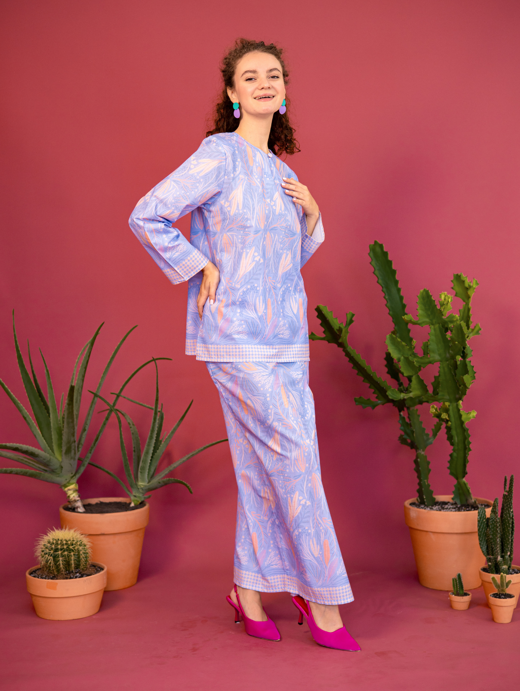 Daun Kurung in Ungu