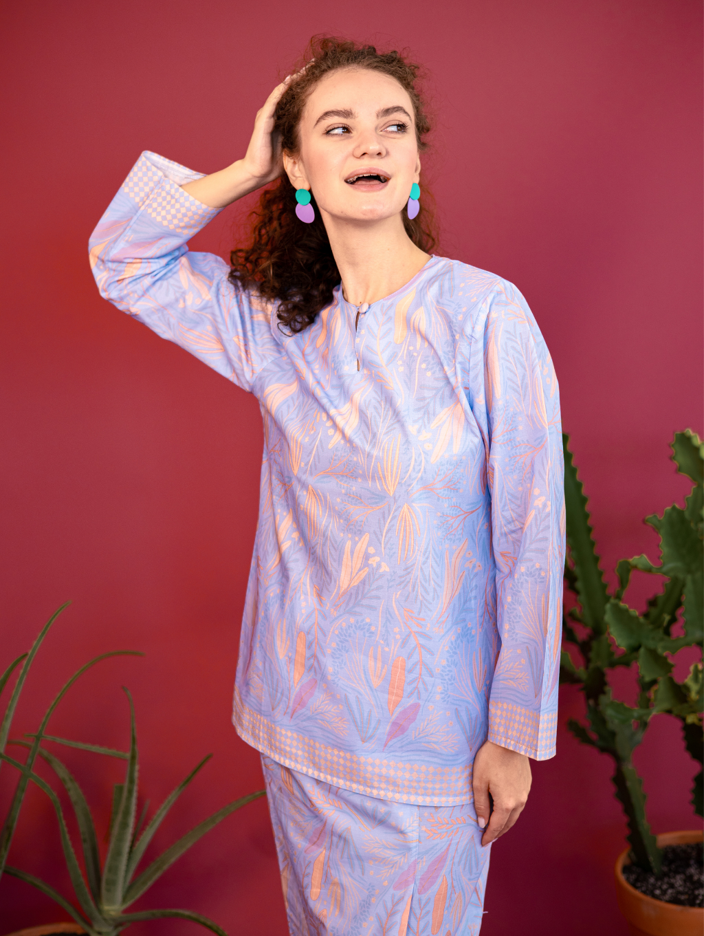 Daun Kurung in Ungu