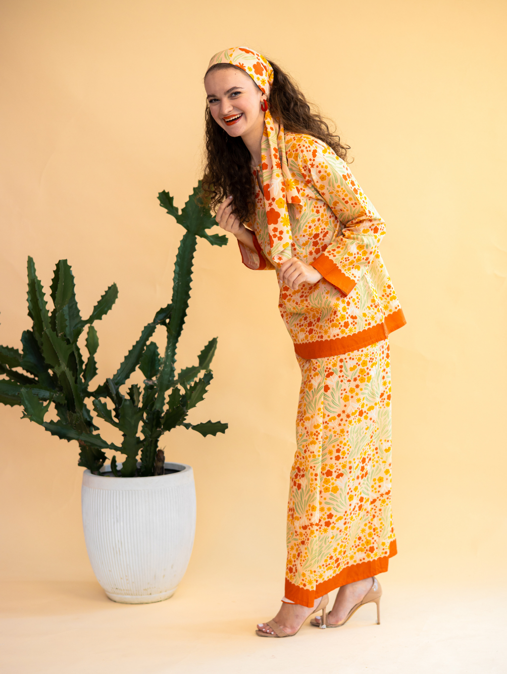 Mekar Kurung in Merah